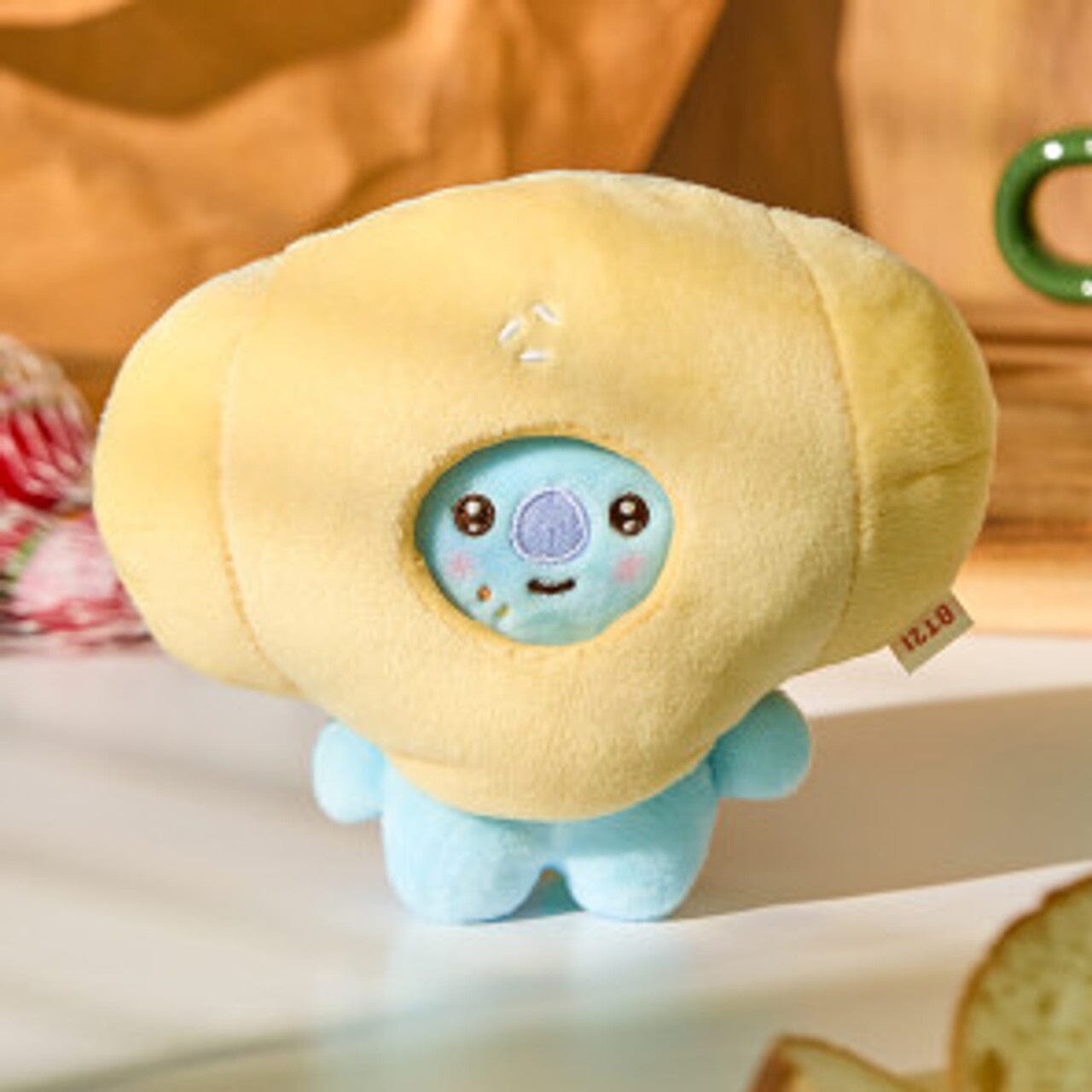 BT21 - COSTUME DOLL (BAKERY SHOP) Nolae