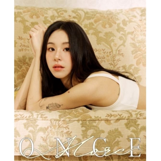 CHAEYOUNG (TWICE) - ESQUIRE PHOTO BOOK : ONCE MORE Nolae