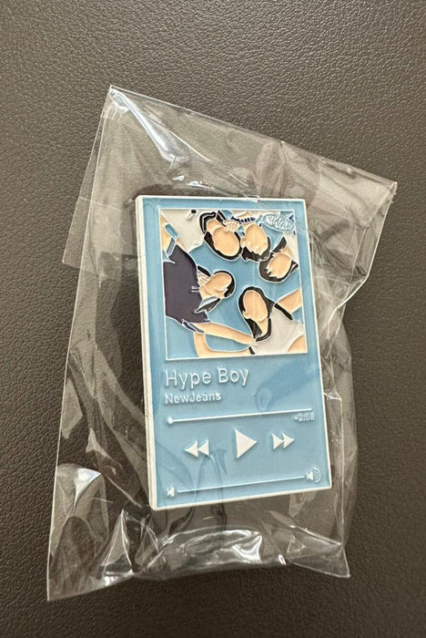NEWJEANS - "Hype Boy" Nolae Limited PIN Nolae Kpop